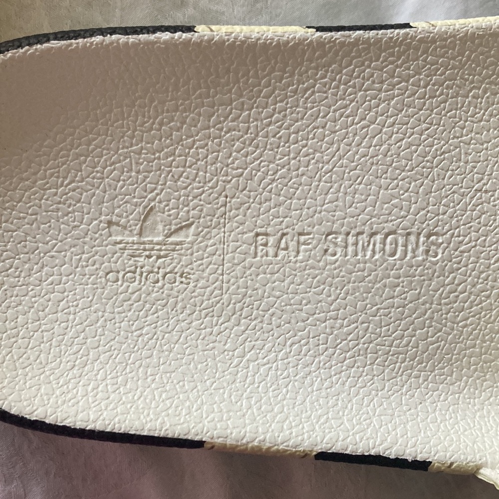 Adidas Raf Simons Slides - Picture 2 of 3